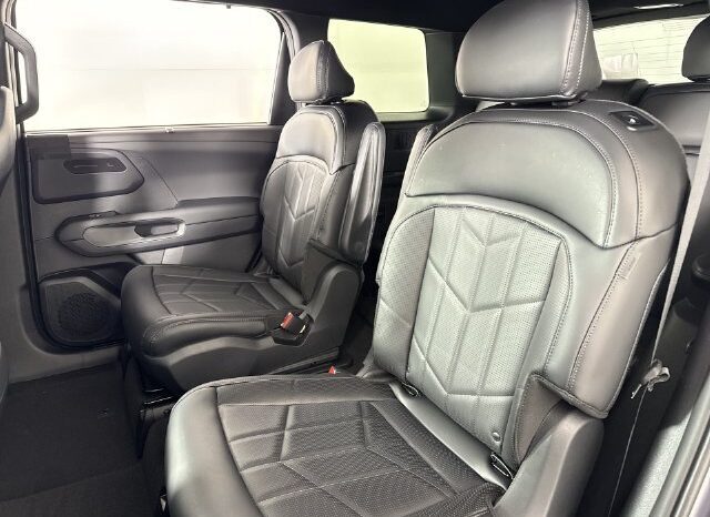 
								Kia Telluride full									