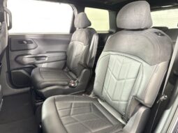 
										Kia Telluride full									