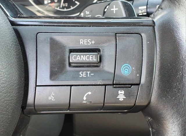 
								Nissan Rogue full									