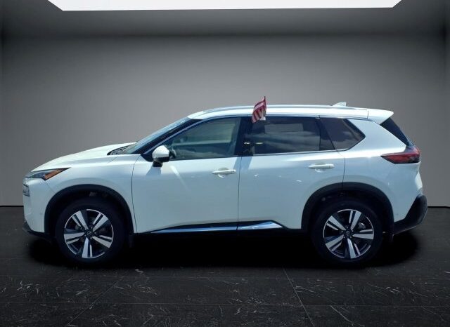 
								Nissan Rogue full									