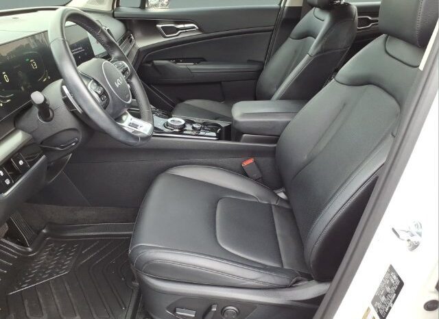 
								Kia Sportage Hybrid full									
