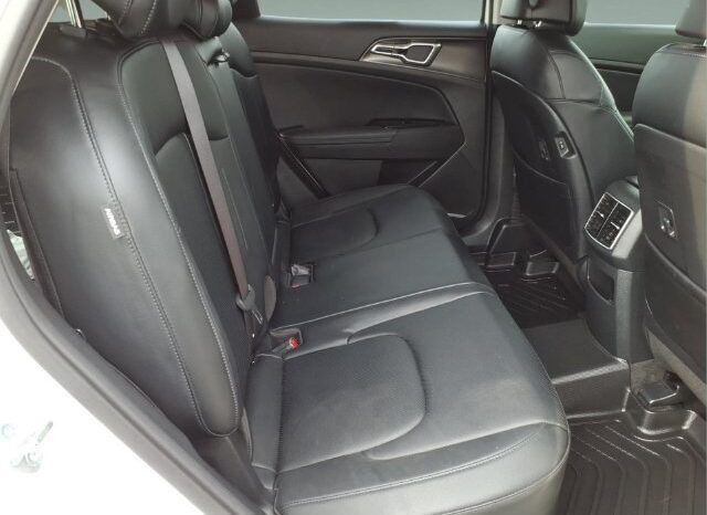 
								Kia Sportage Hybrid full									