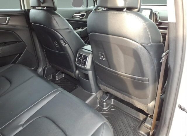 
								Kia Sportage Hybrid full									
