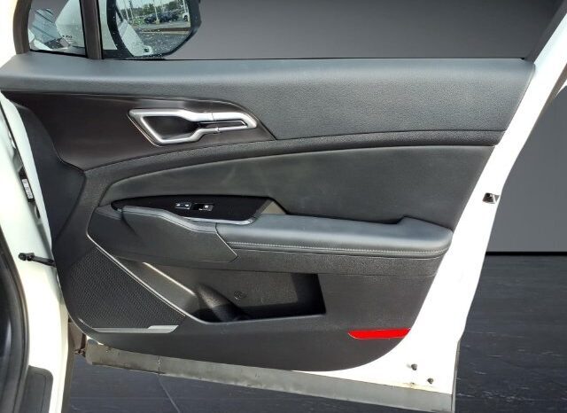 
								Kia Sportage Hybrid full									