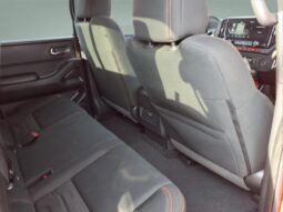
										Nissan Frontier full									