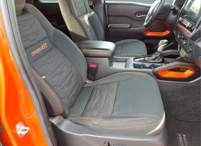 
								Nissan Frontier full									
