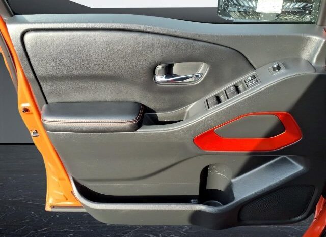
								Nissan Frontier full									