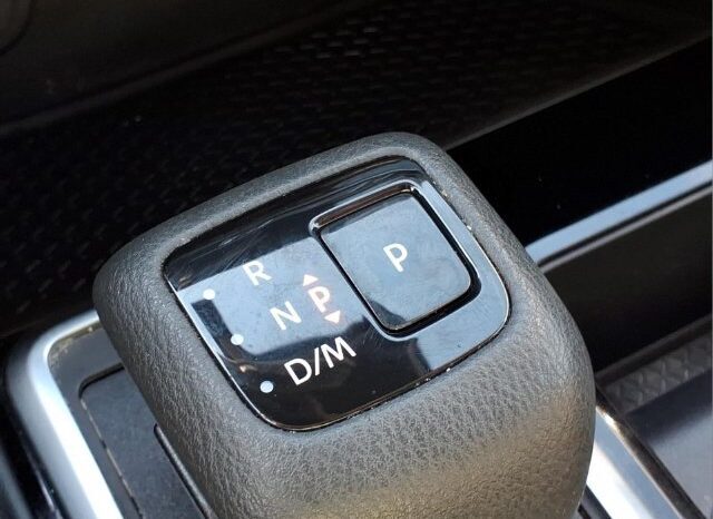 
								Nissan Pathfinder full									