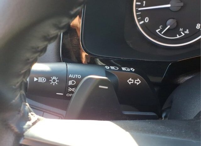 
								Nissan Pathfinder full									