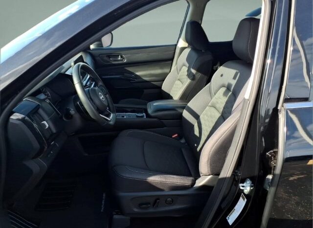 
								Nissan Pathfinder full									