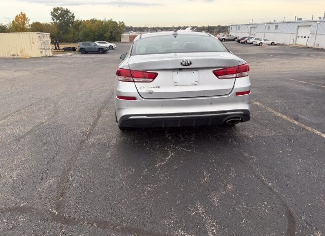 
								Kia Optima full									