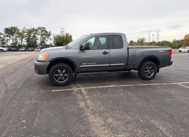 
								Nissan Titan full									