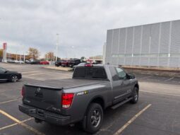
										Nissan Titan full									