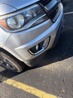 
										Chevrolet Colorado full									