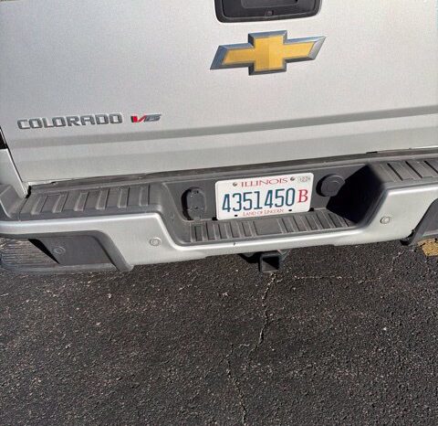 
								Chevrolet Colorado full									