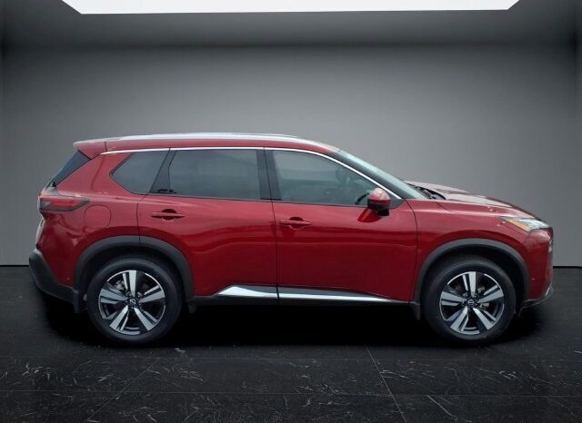 
								Nissan Rogue full									