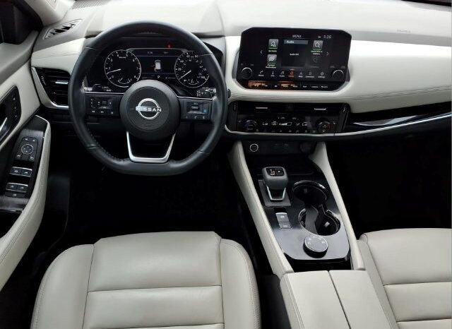 
								Nissan Rogue full									