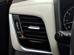 
										Nissan Rogue full									