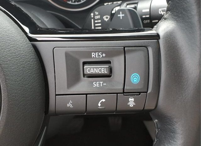 
								Nissan Rogue full									