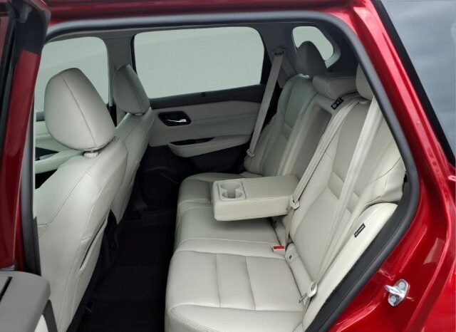 
								Nissan Rogue full									