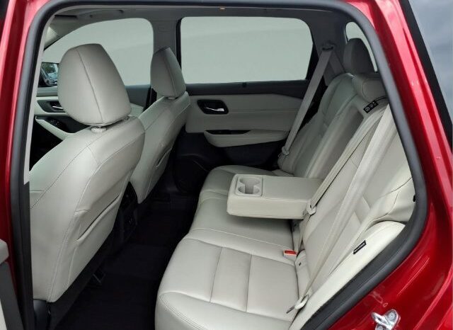 
								Nissan Rogue full									