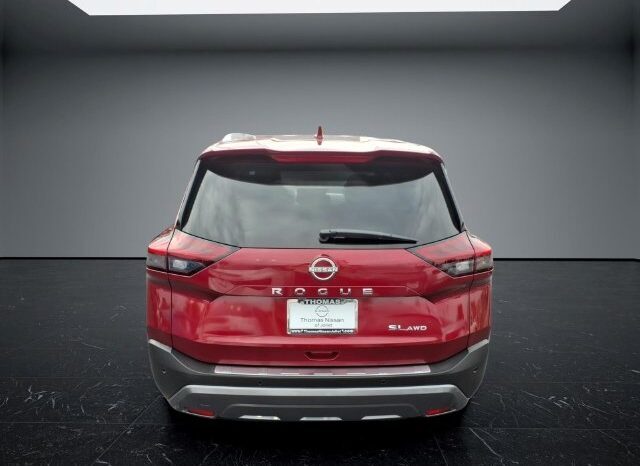 
								Nissan Rogue full									