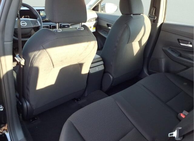 
								Nissan Sentra full									