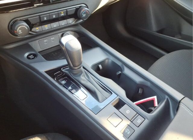 
								Nissan Sentra full									