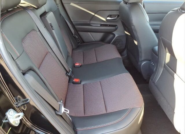 
								Nissan Kicks full									