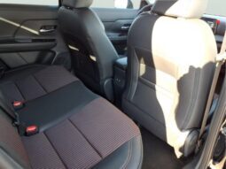 
										Nissan Kicks full									