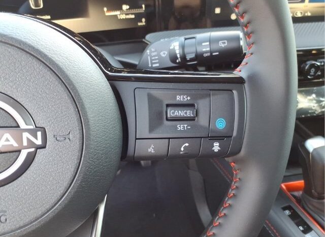 
								Nissan Kicks full									