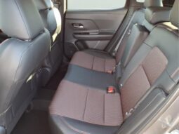 
										Nissan Kicks full									
