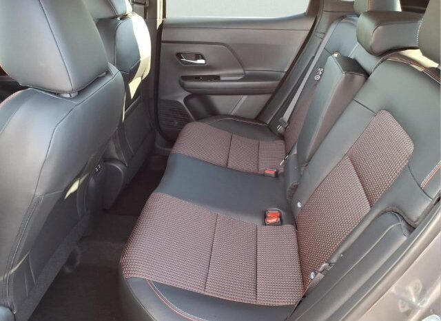
								Nissan Kicks full									