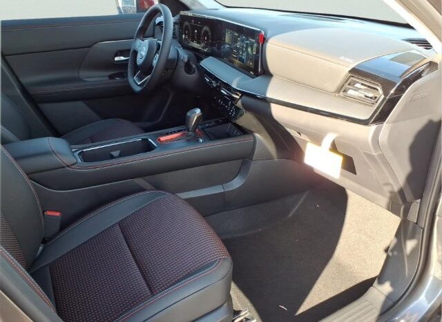 
								Nissan Kicks full									