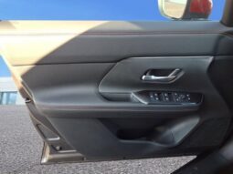 
										Nissan Kicks full									