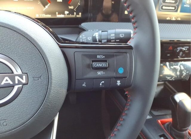 
								Nissan Kicks full									