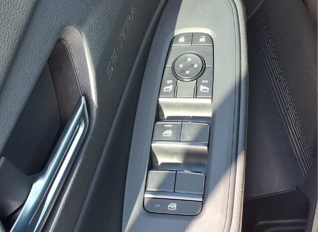 
								Nissan Sentra full									