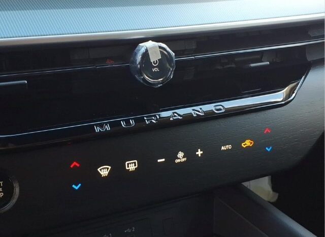 
								Nissan Murano full									