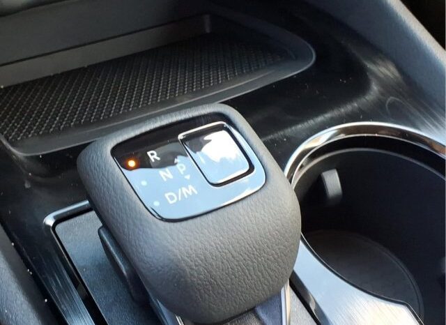 
								Nissan Rogue full									