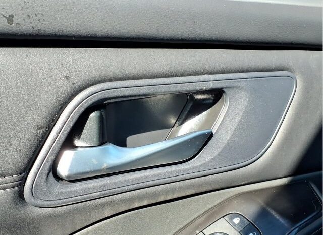 
								Nissan Rogue full									