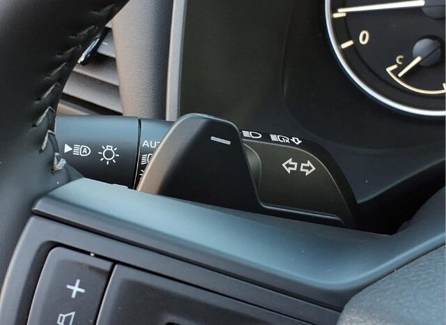 
								Nissan Rogue full									