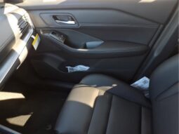 
										Nissan Rogue full									