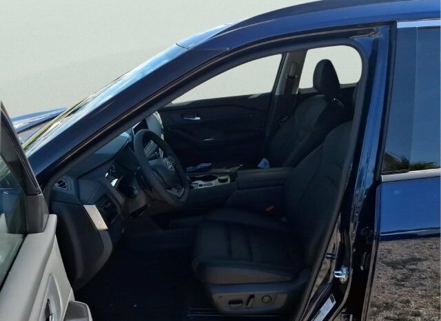 
								Nissan Rogue full									