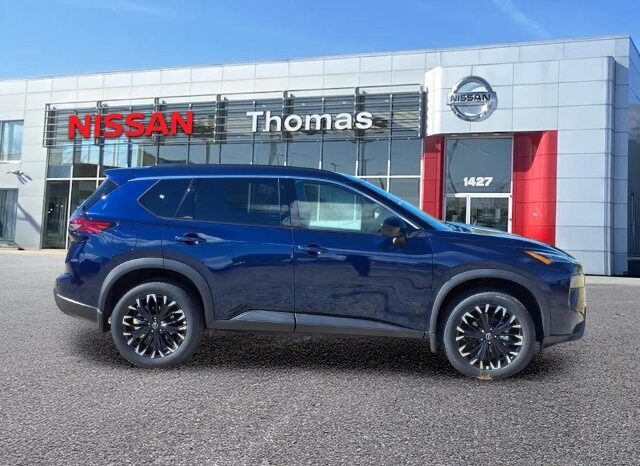 
								Nissan Rogue full									
