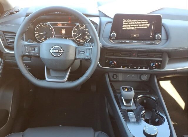 
								Nissan Rogue full									