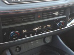 
										Nissan Rogue full									