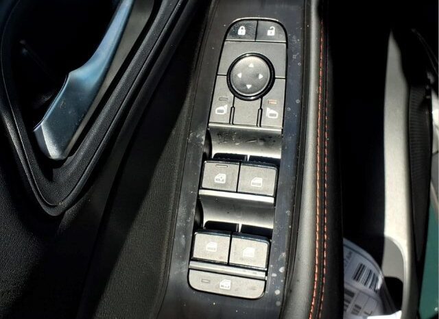 
								Nissan Rogue full									