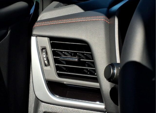 
								Nissan Rogue full									