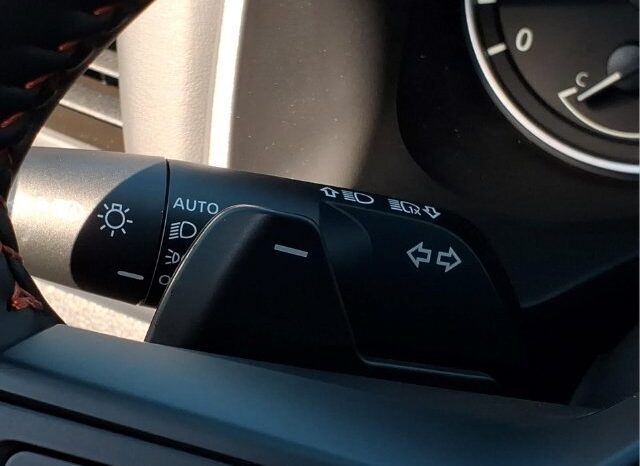 
								Nissan Rogue full									