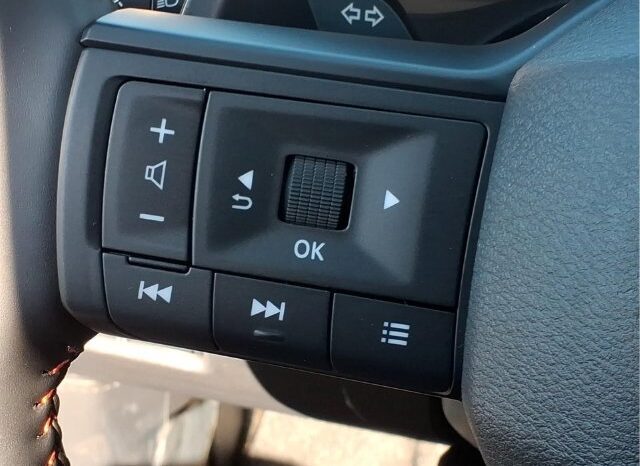 
								Nissan Rogue full									